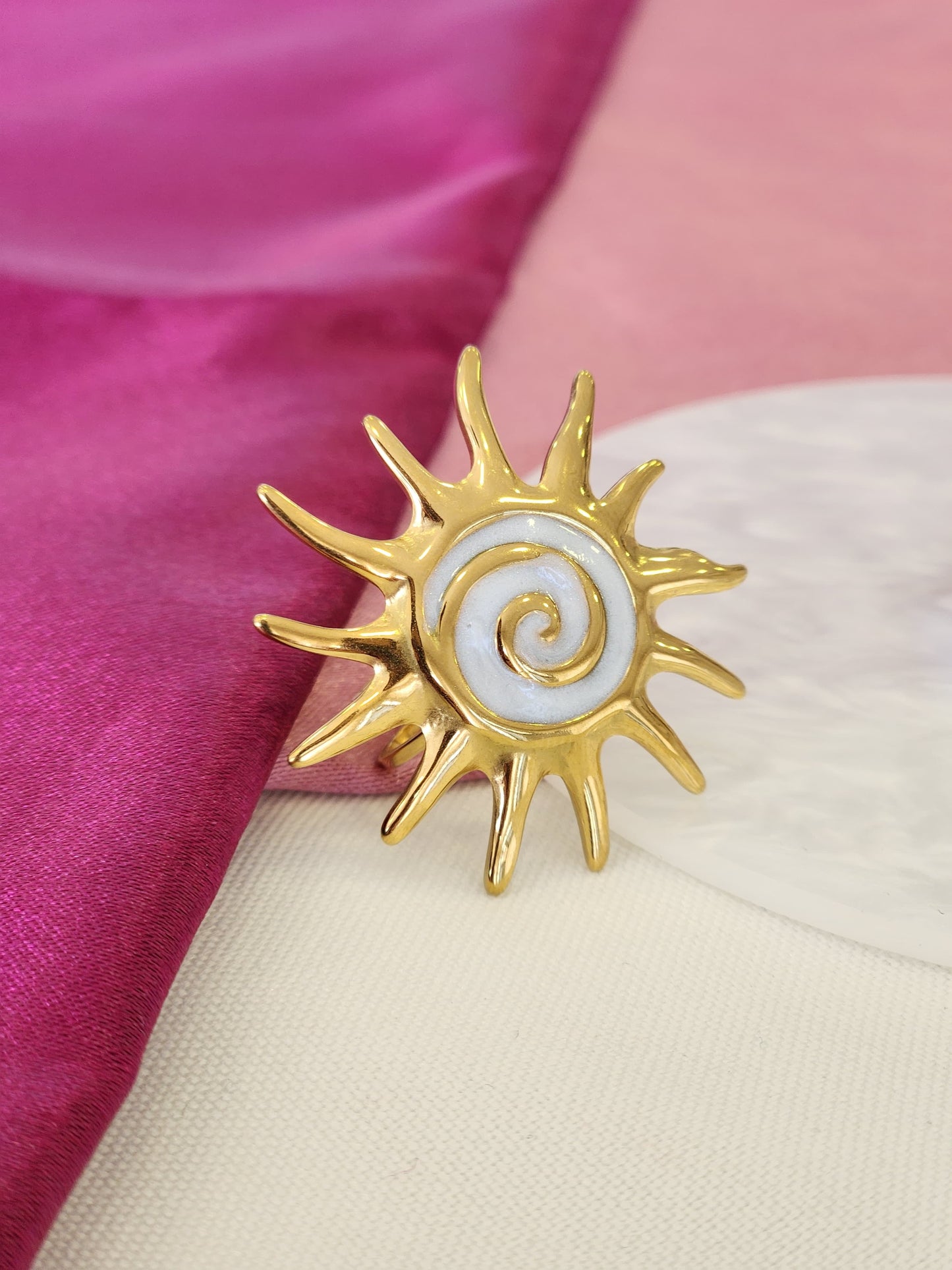 Anillo sol blanco dorado #C101