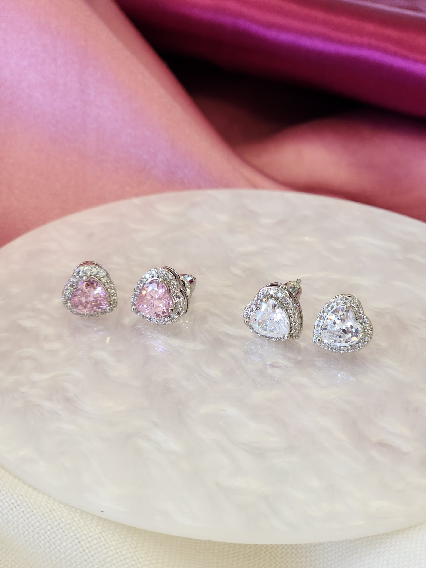 Aretes corazon zirconia plateados