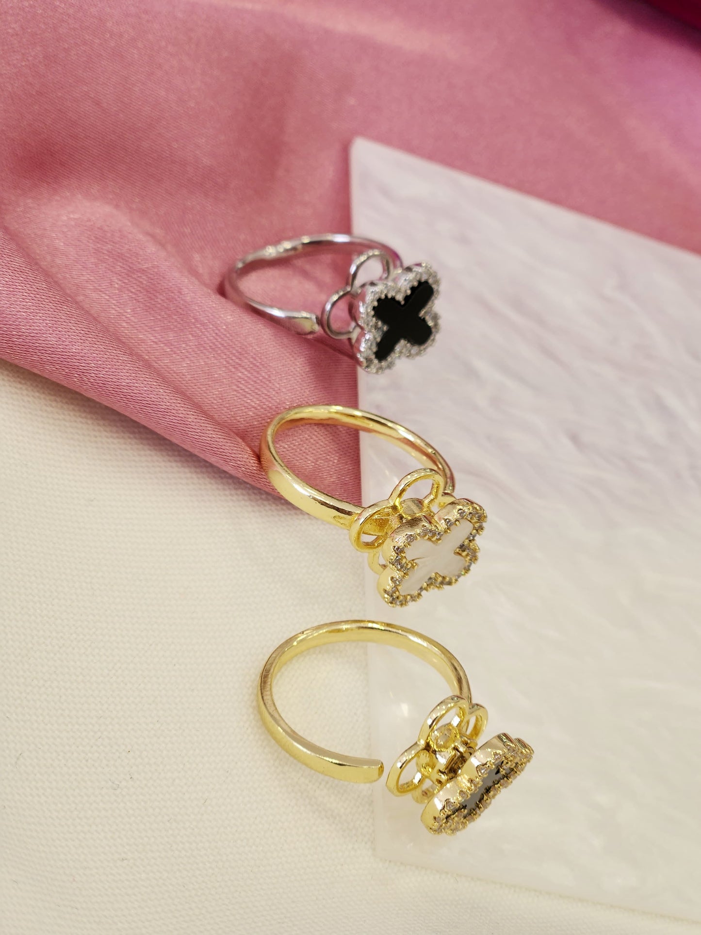 Anillo trebol giratorio #239