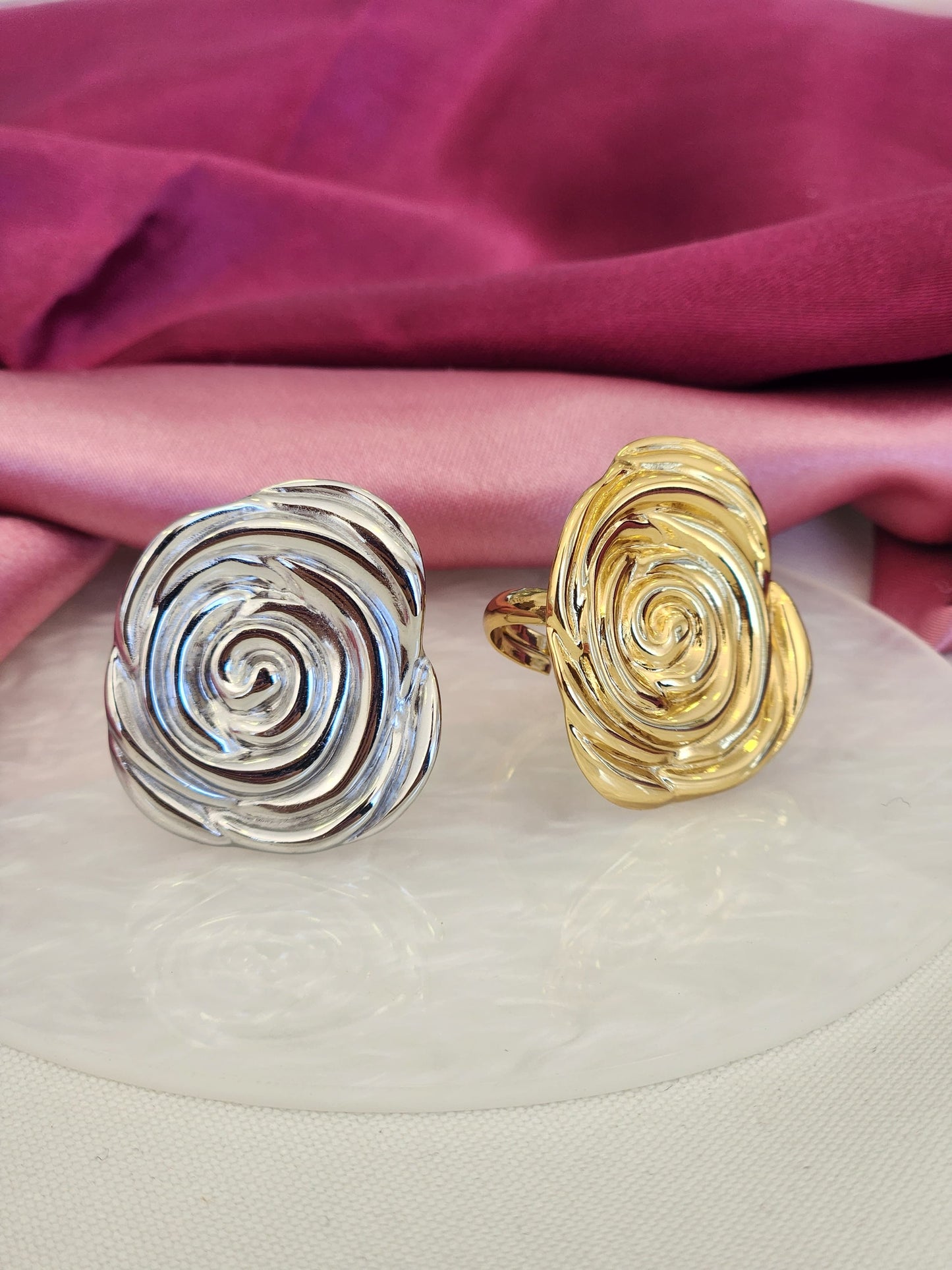 Anillo rosas planas #K20