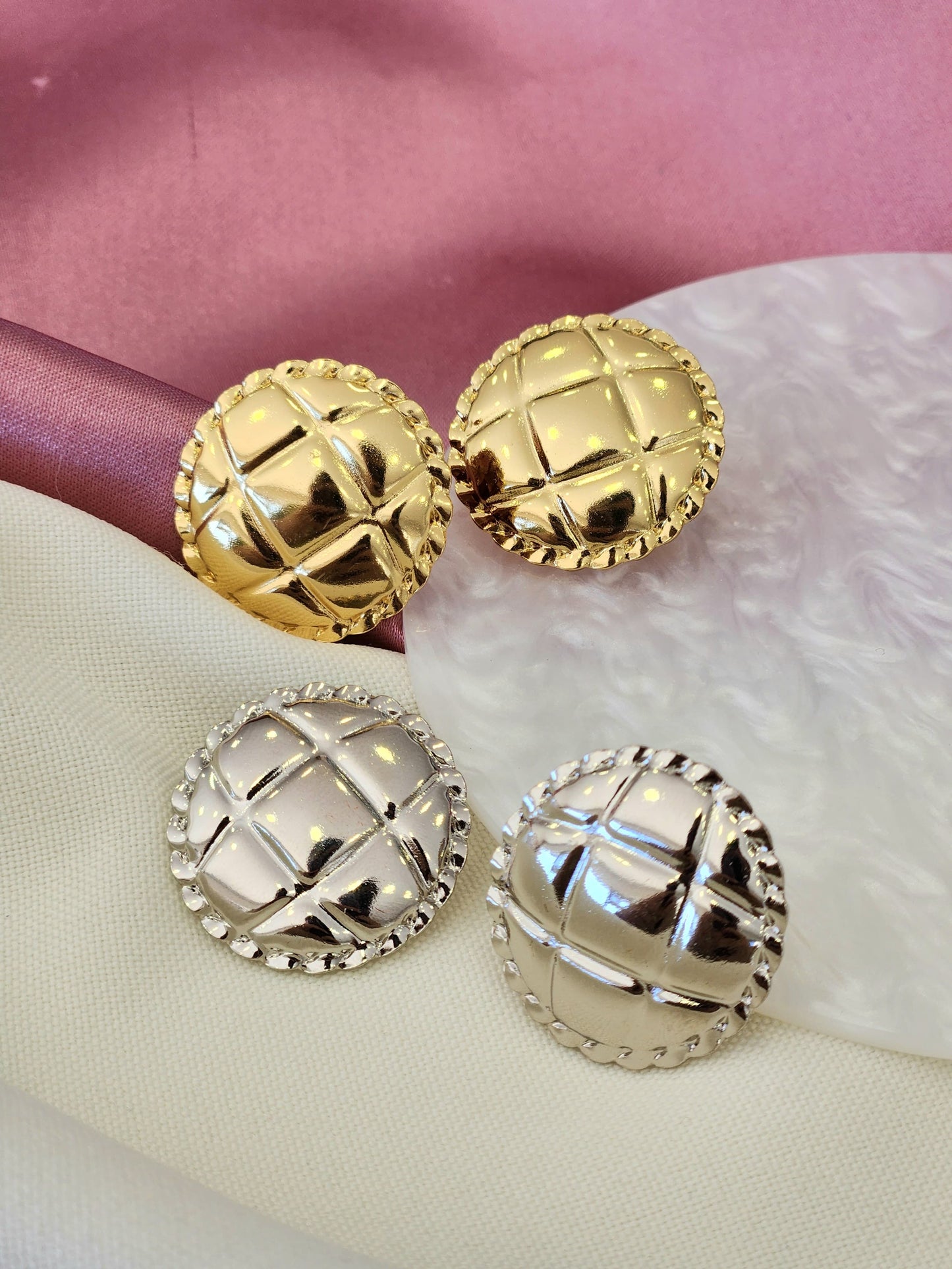 Aretes circulo cuadros bordeado #J16