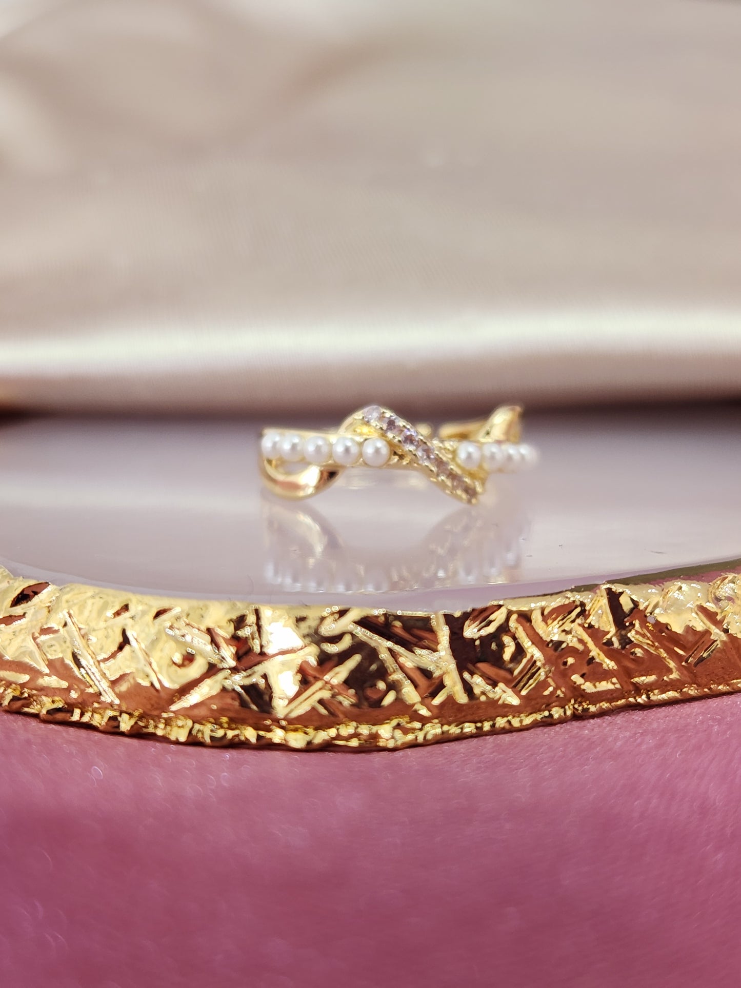 Anillo perlas zirconia entrelazado #215