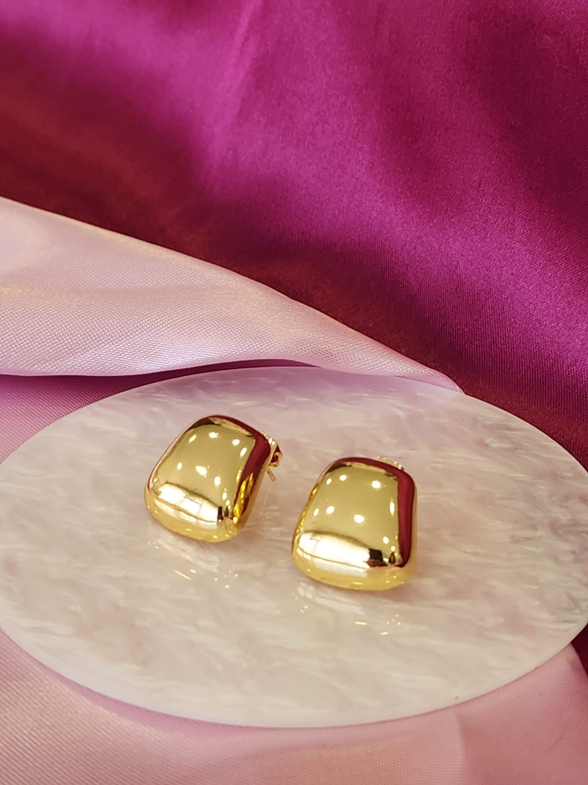 Aretes semicuadrados inflados #J15