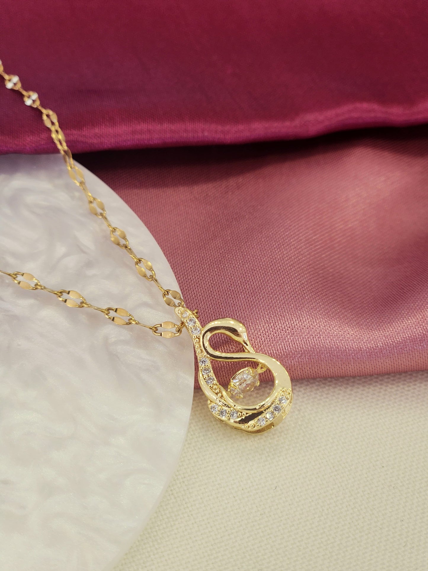 Collar cisne zirconia #F14