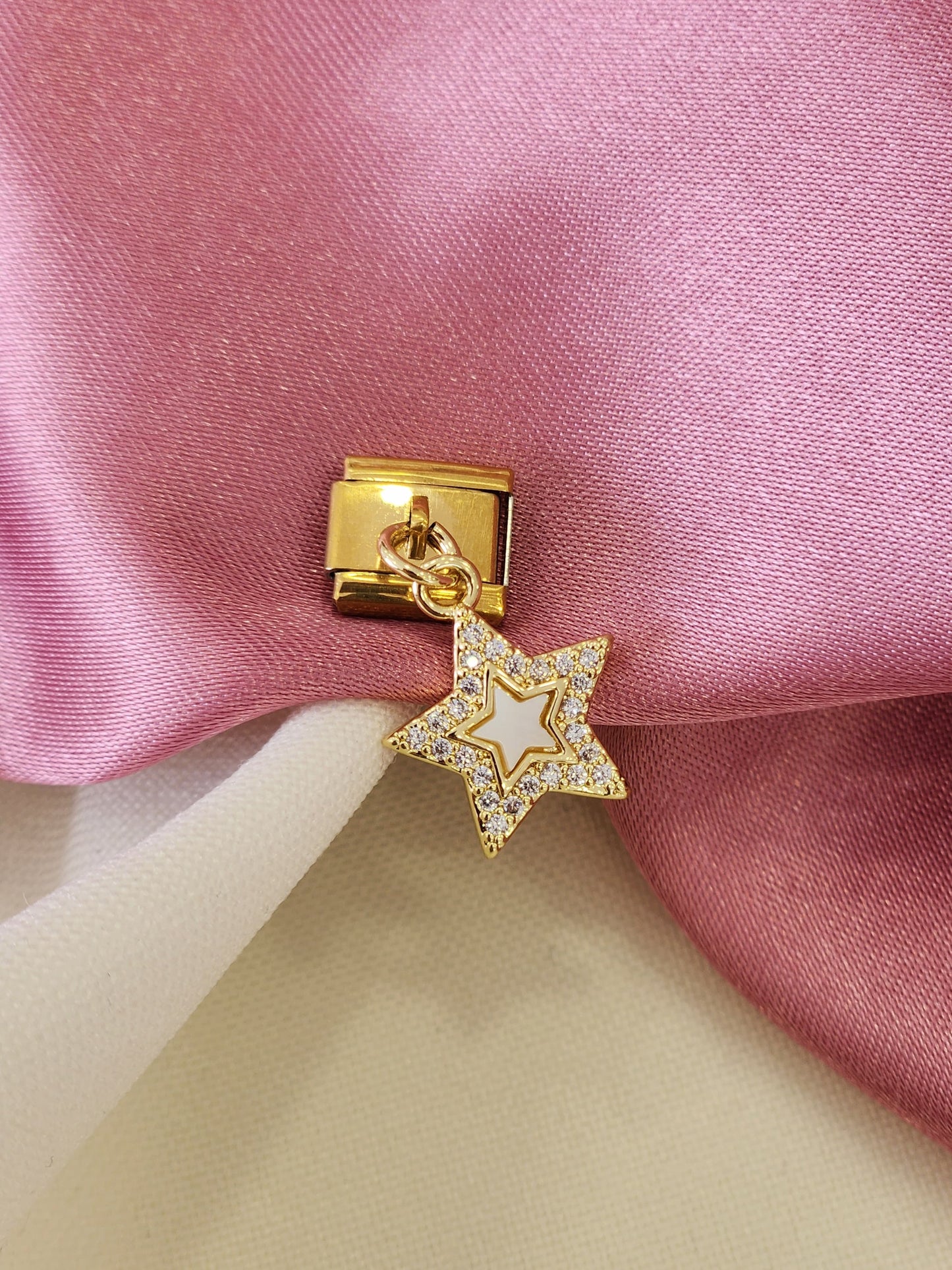 Charm estrella blanca multiple #4