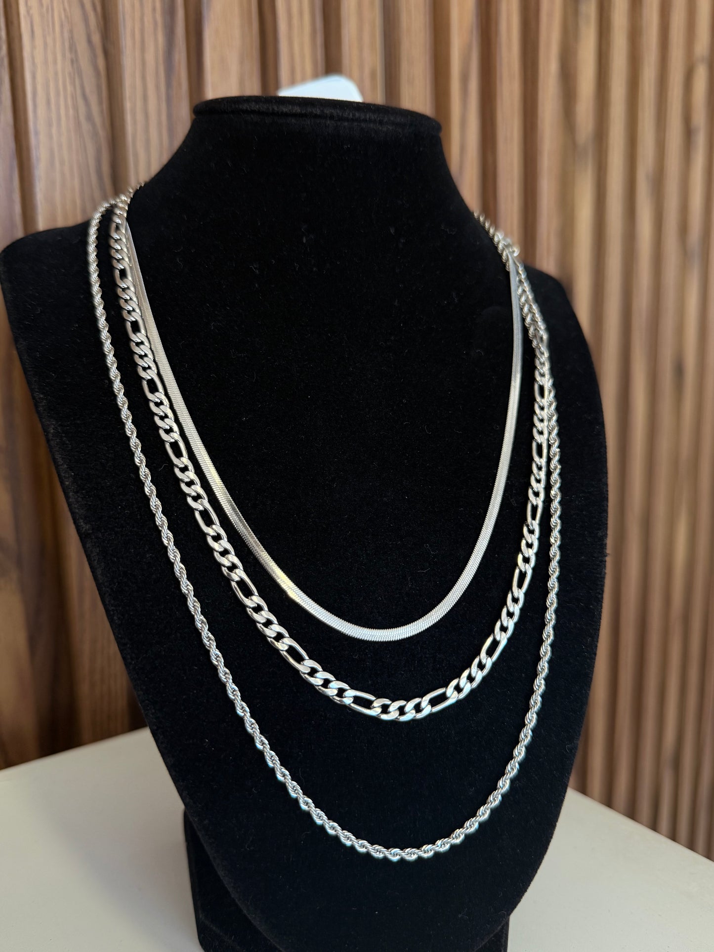 Collar triple plateadas plana/eslabones/torsal #B7