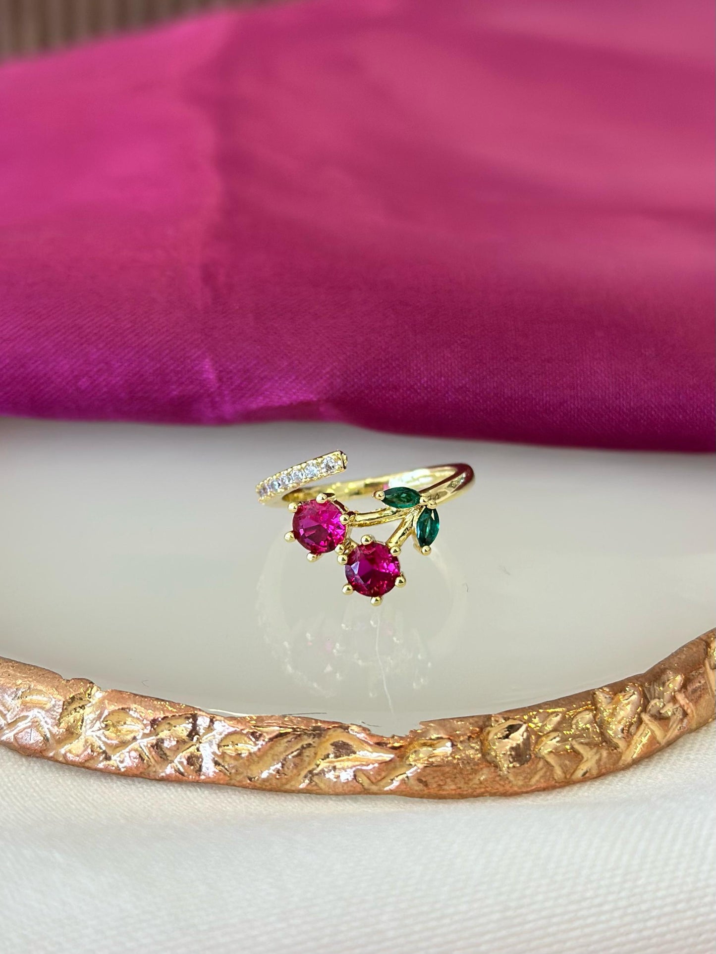 Anillo cereza zirconia #99D