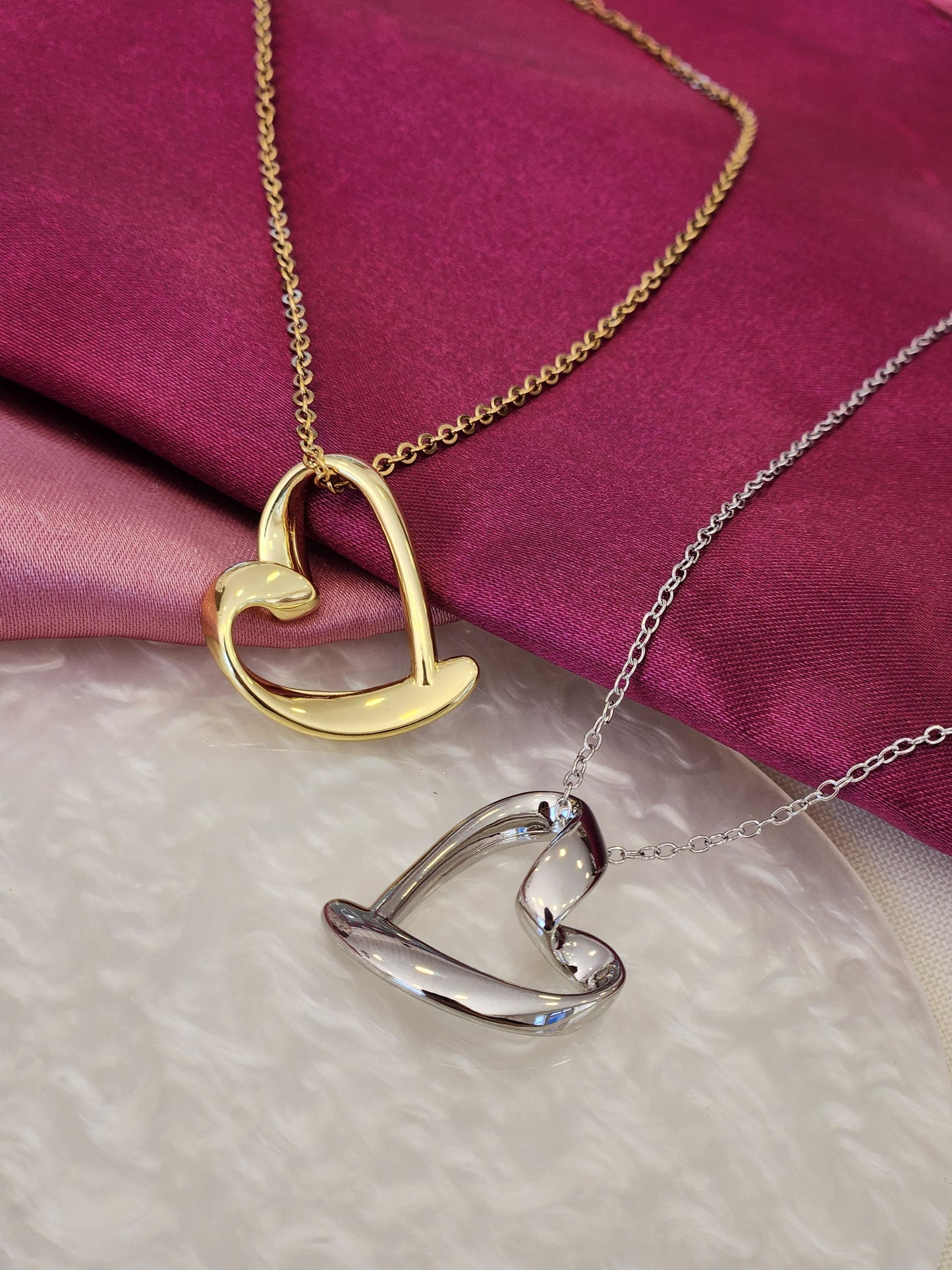 Collar corazon hueco diagonal #K61