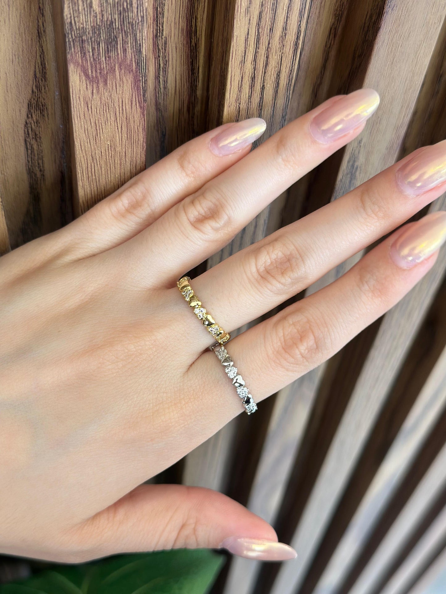 Anillo corazones solidos zirconia #F21