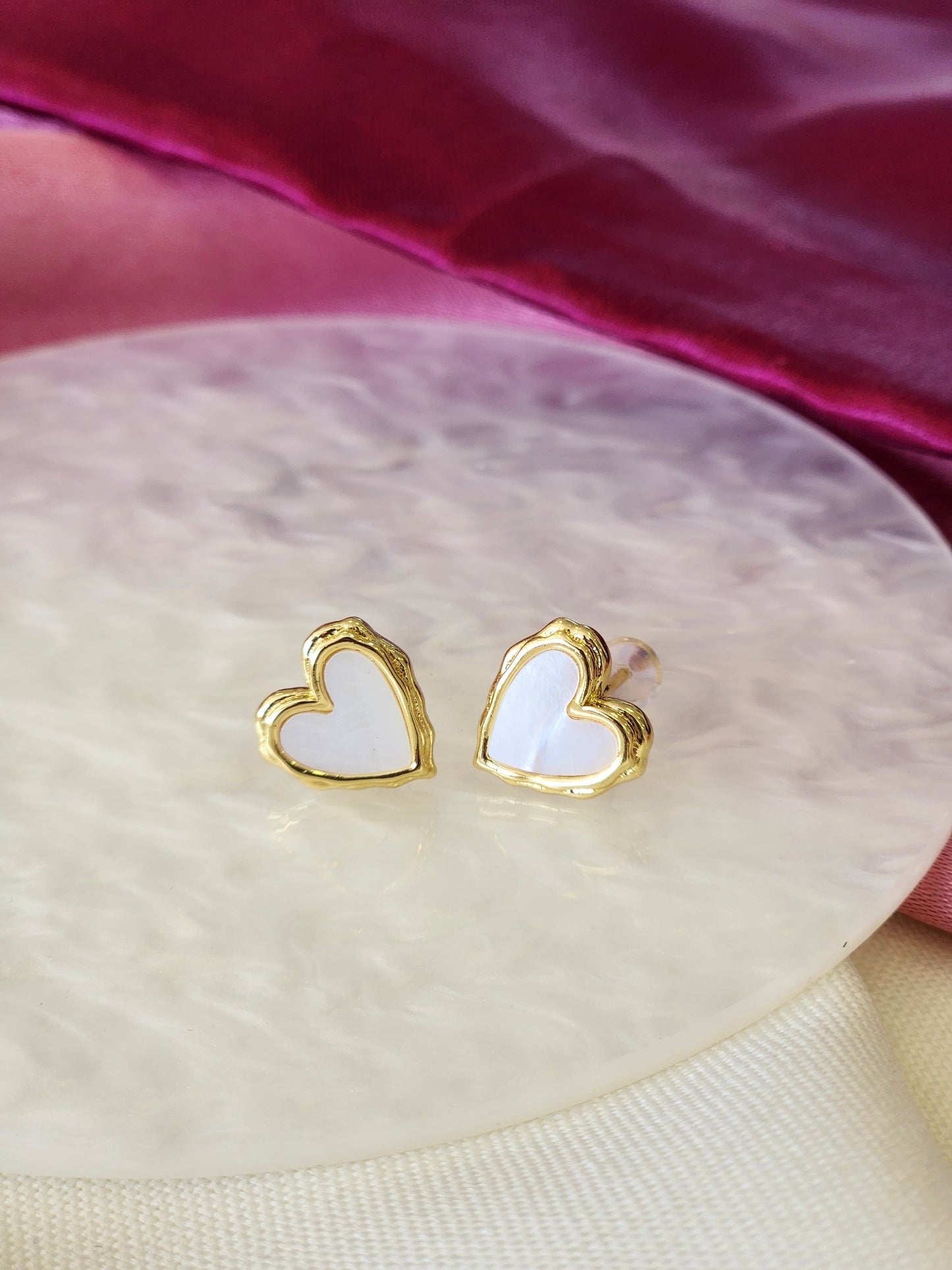 Aretes corazon blancos chicos #189