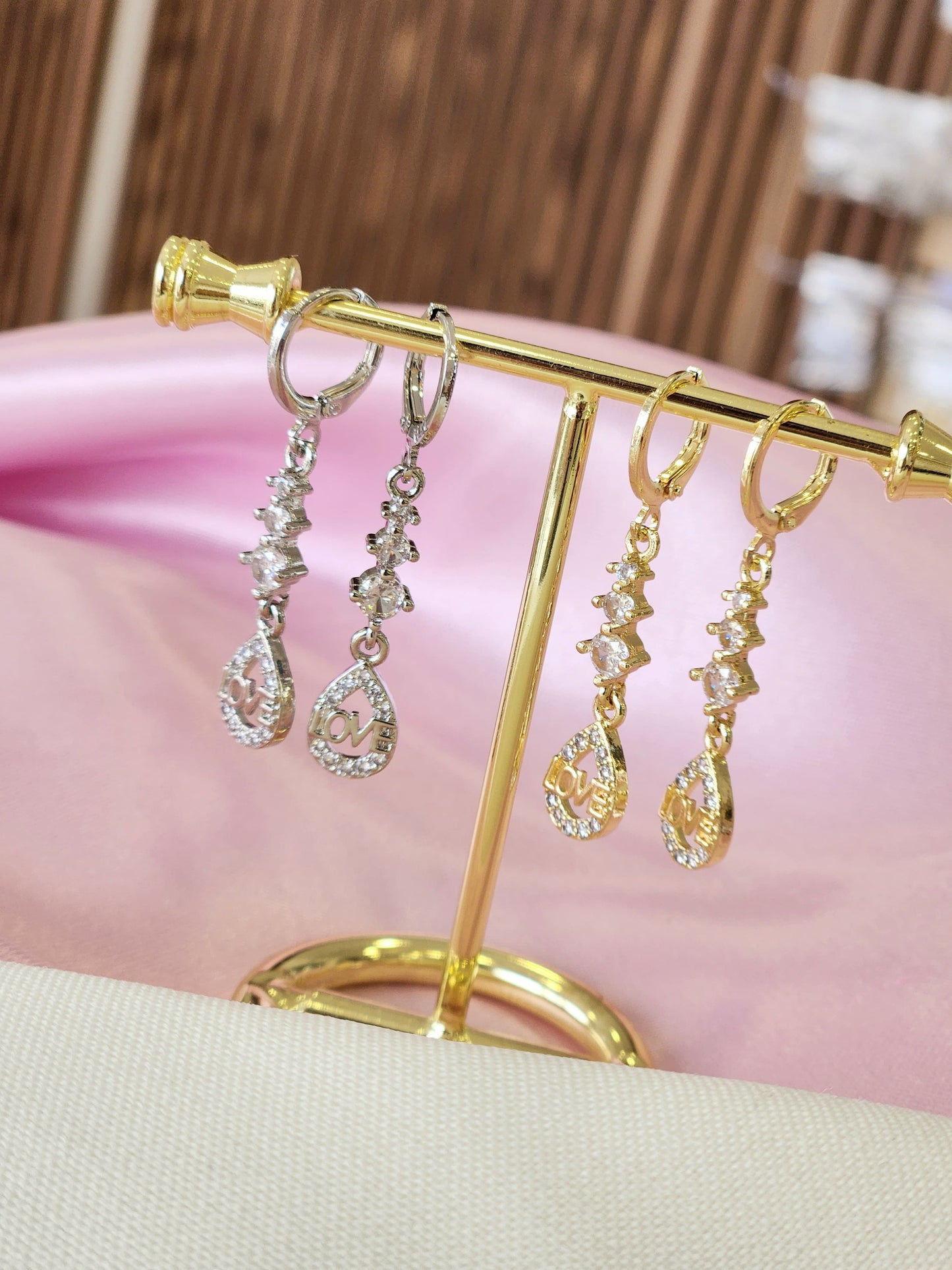 Aretes love colgantes #B6