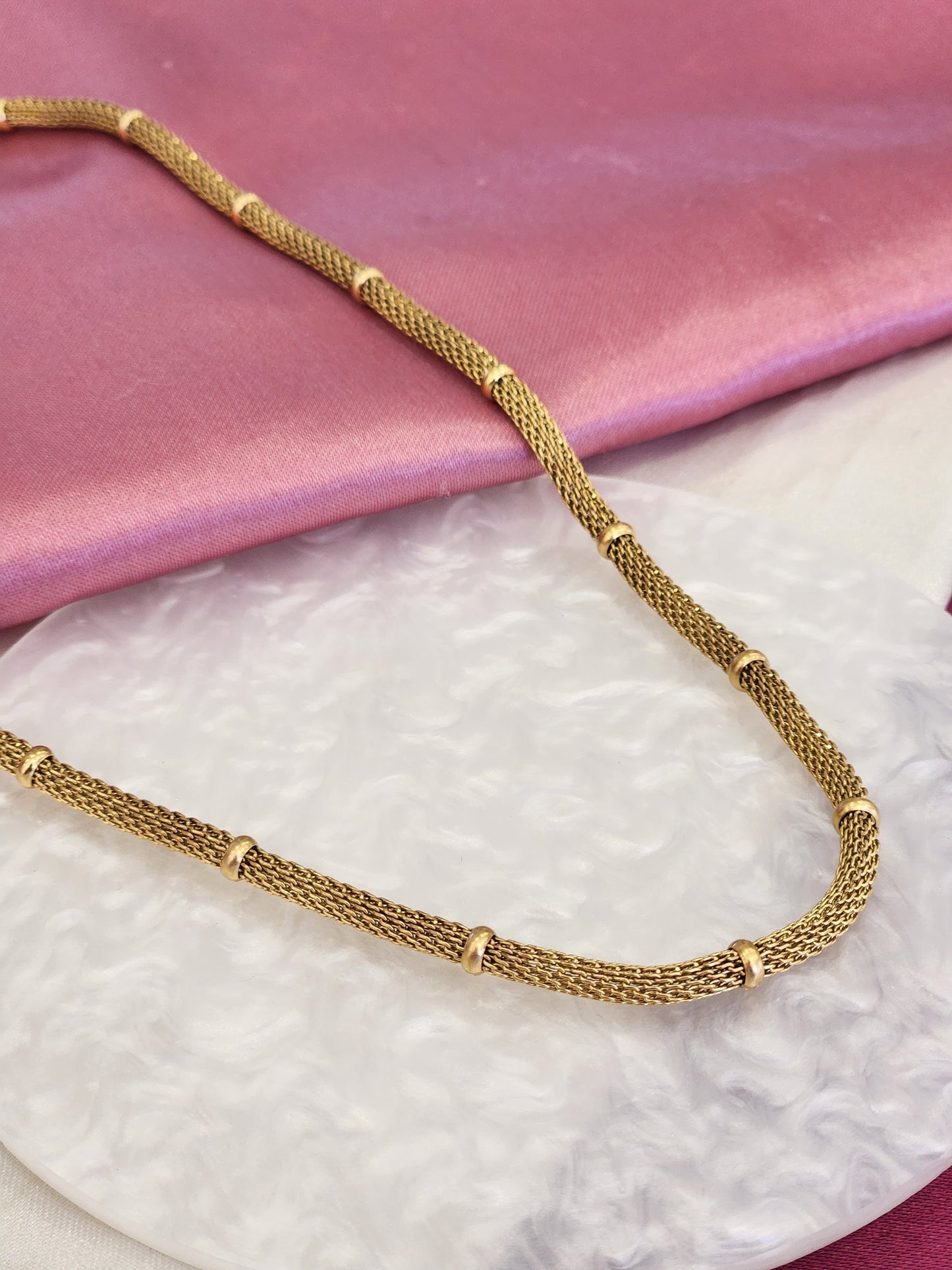 Collar tipo malla con bolitas #35 #65.2