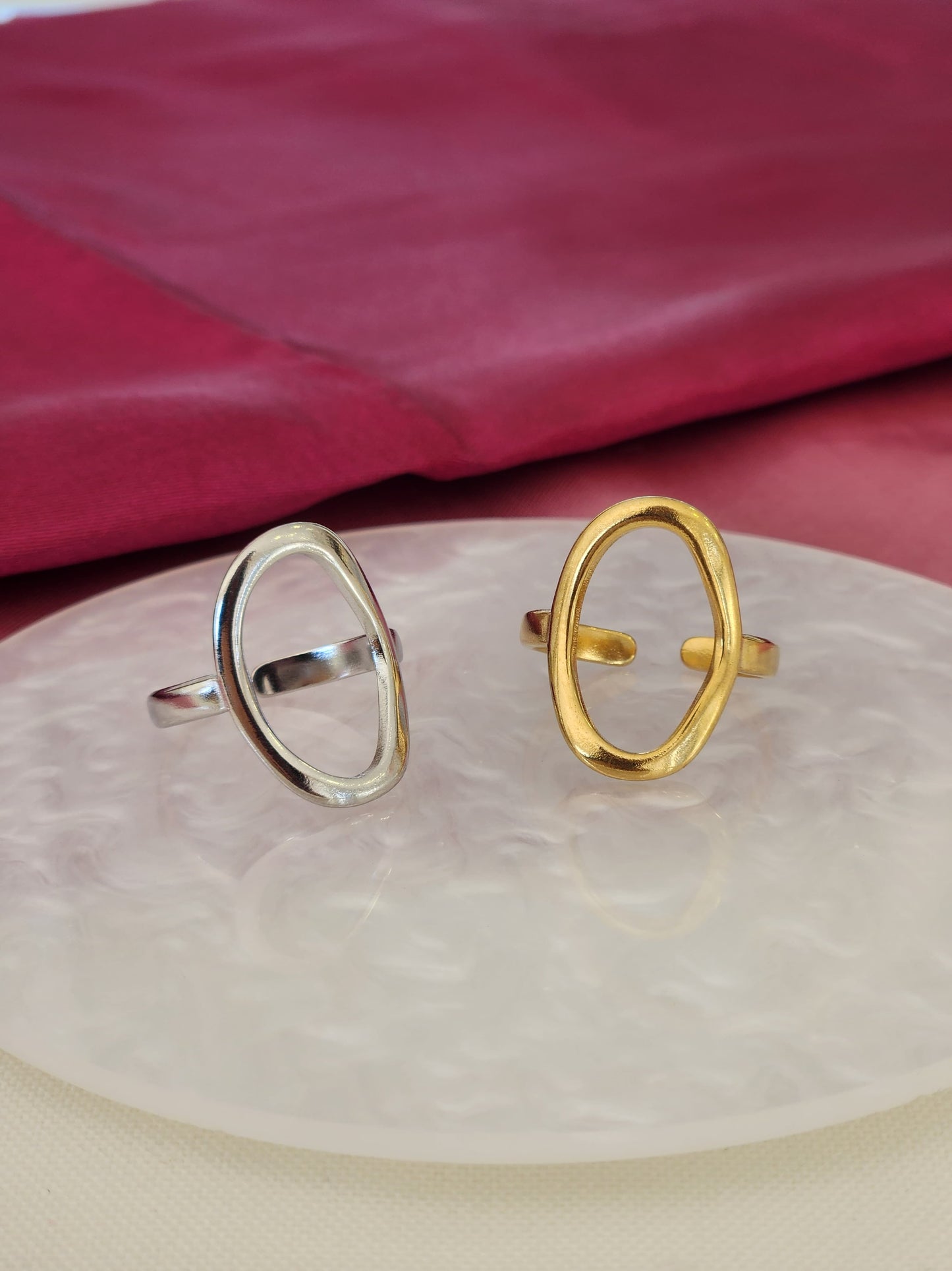Anillo ovalado hueco #K32