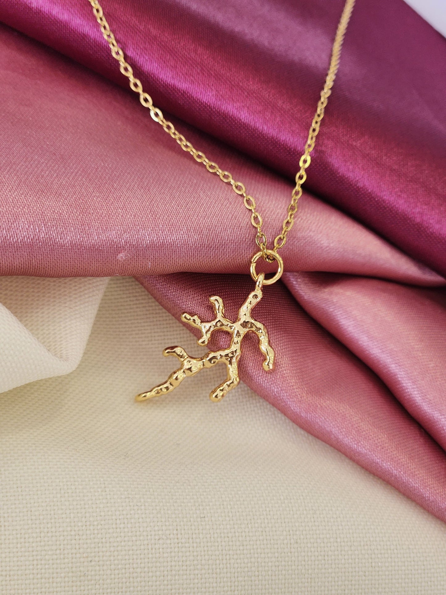 Collar coral #JJ