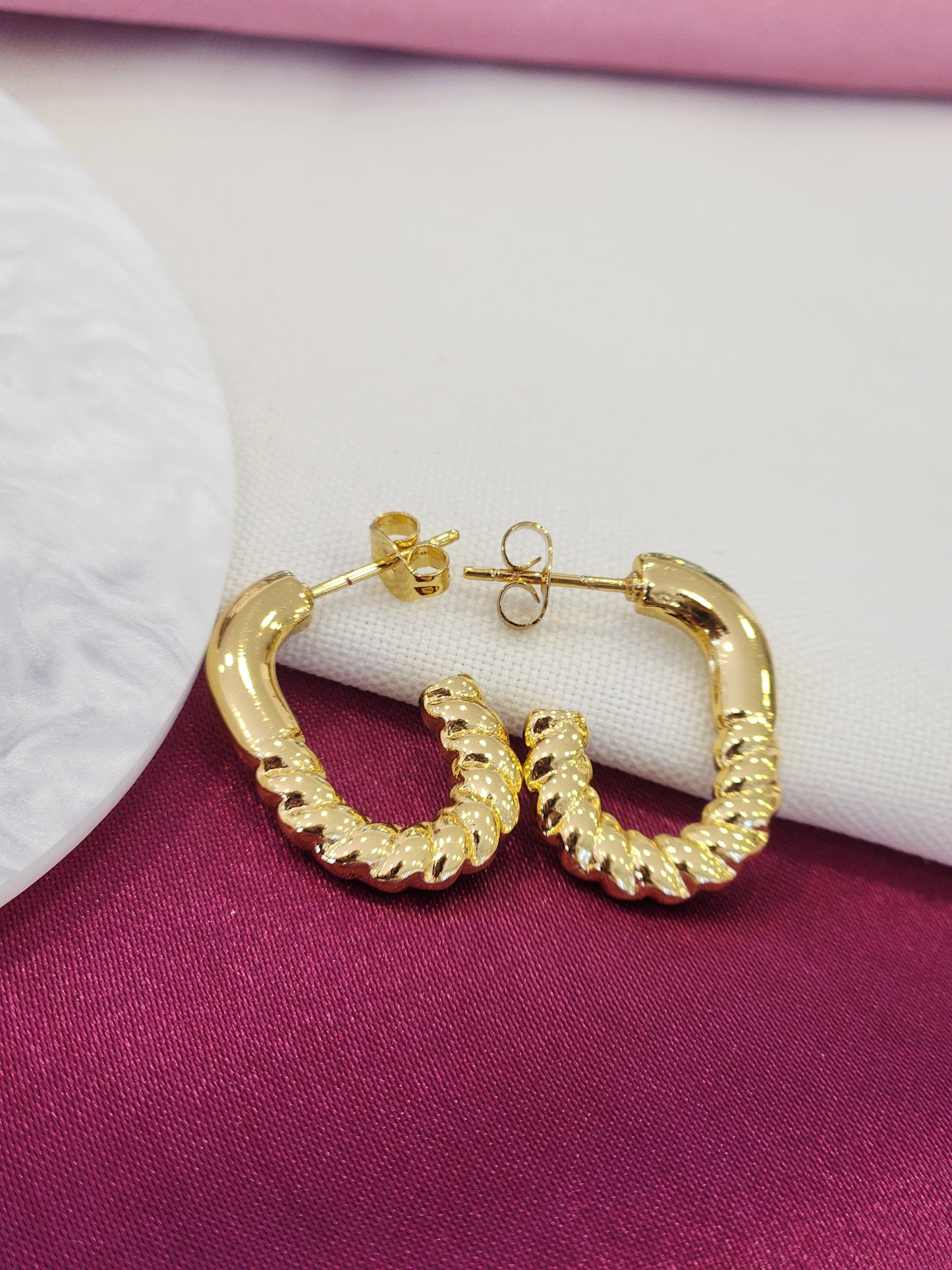Aretes C liso torcido #J4