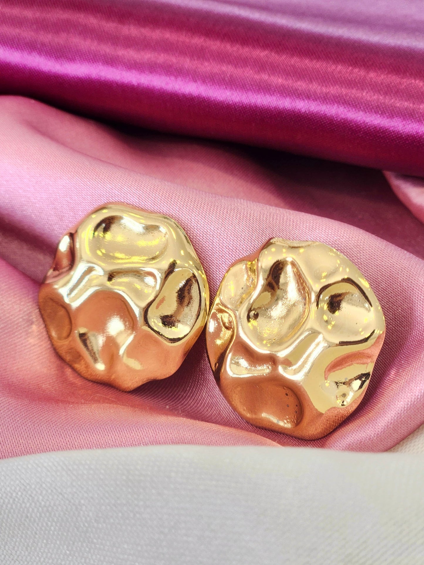 Aretes circulo martillado