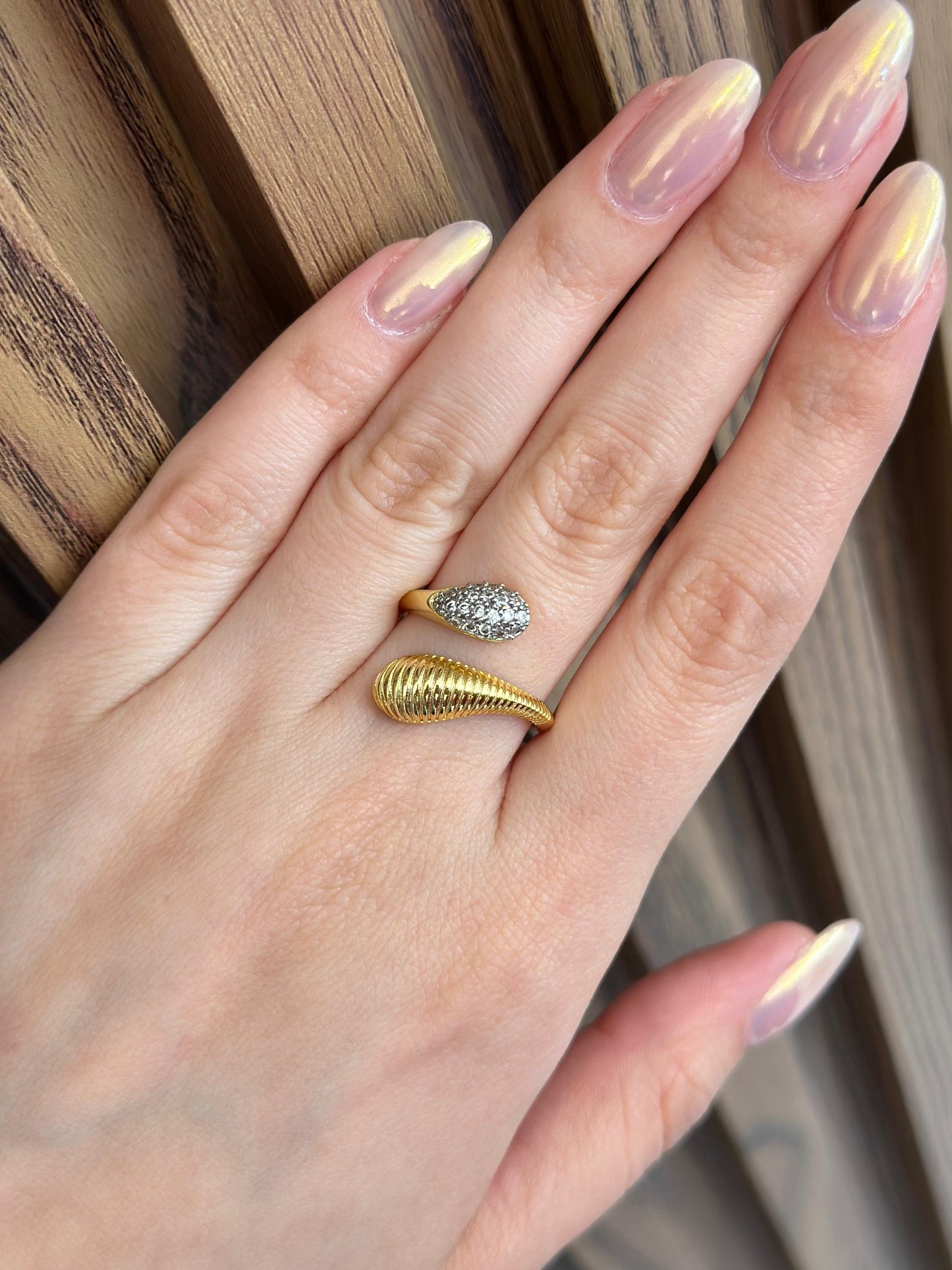 Anillo gota zirconia bicolor #G11