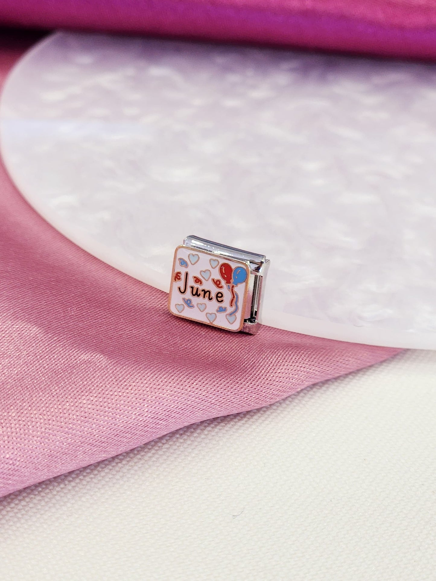 Charm junio # 16