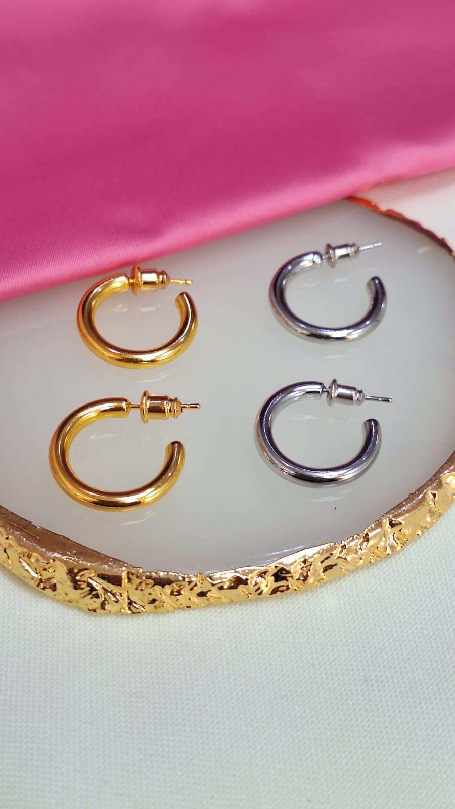 Aretes lisos semicircular dorados/plateados