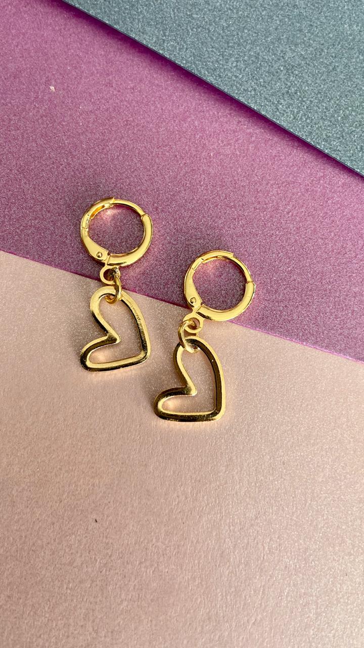 Aretes Corazon Hueco Plano #N