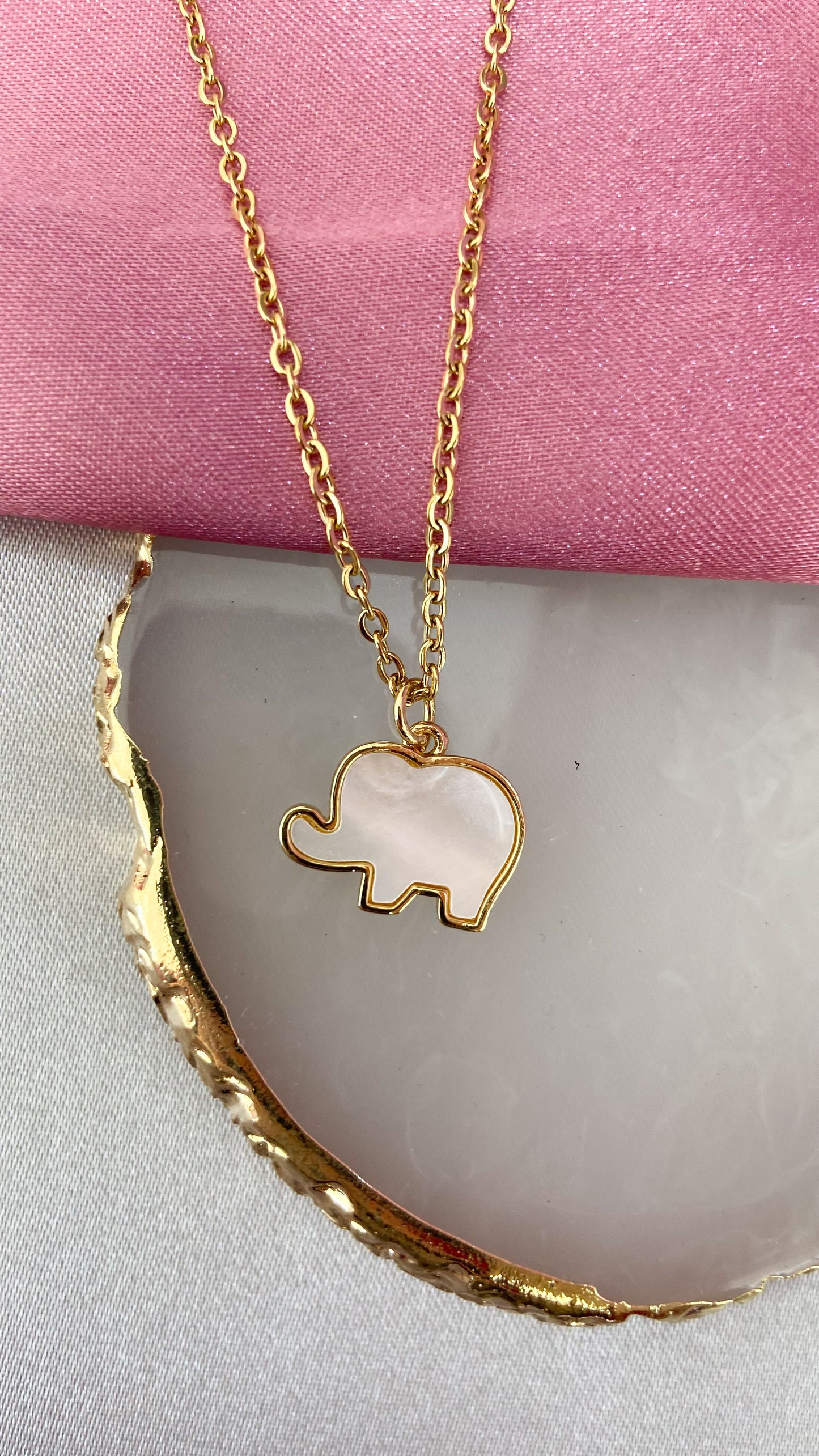 Collar elefante madre Perla #JJ