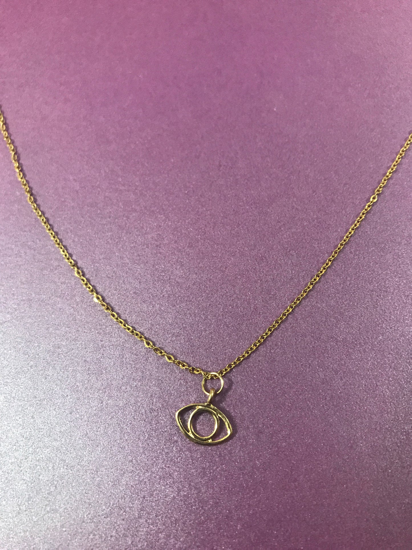 Collar ojo sin pestañas #F5