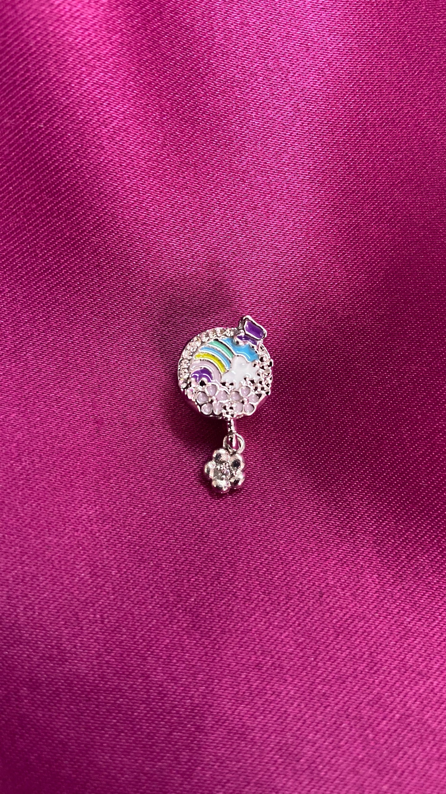 Dije para pulsera #21 arcoiris redondo con flor