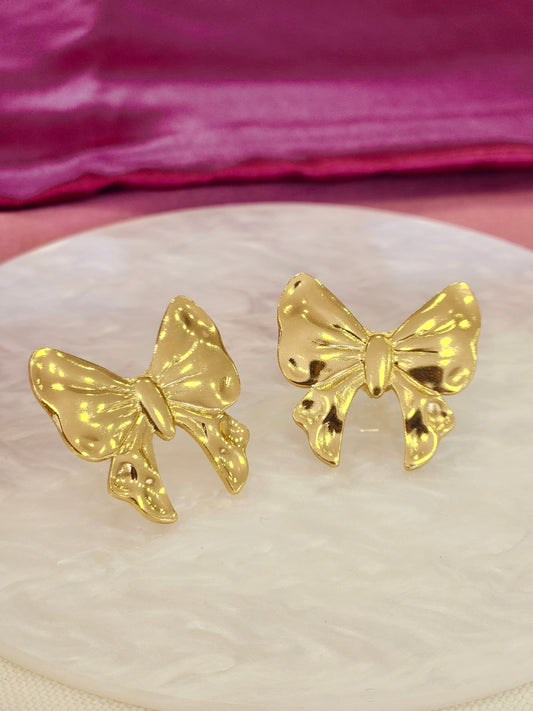 Aretes moño liso dorado