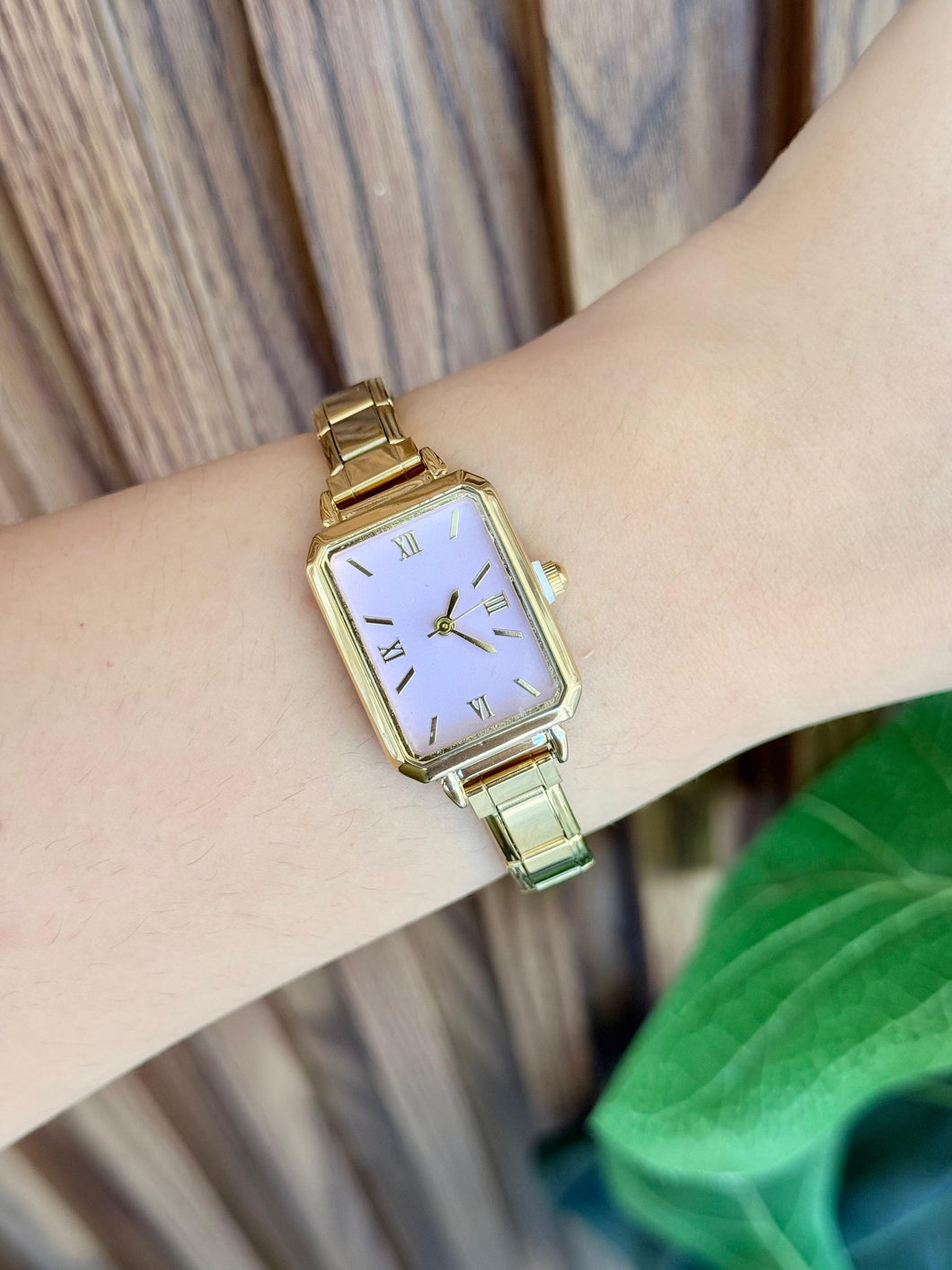 Reloj rosa romanos dorado #G27