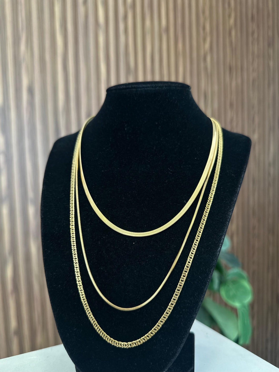Collar triple dorada plana y cola de raton #G20