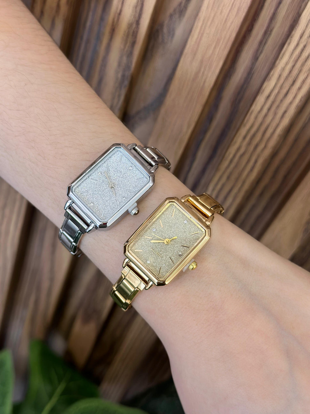 Reloj rectangular brillos #F37 #B00