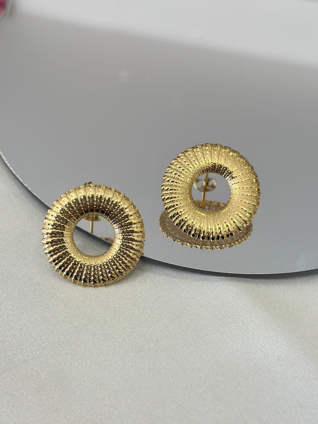 Aretes circulo hueco textura #223