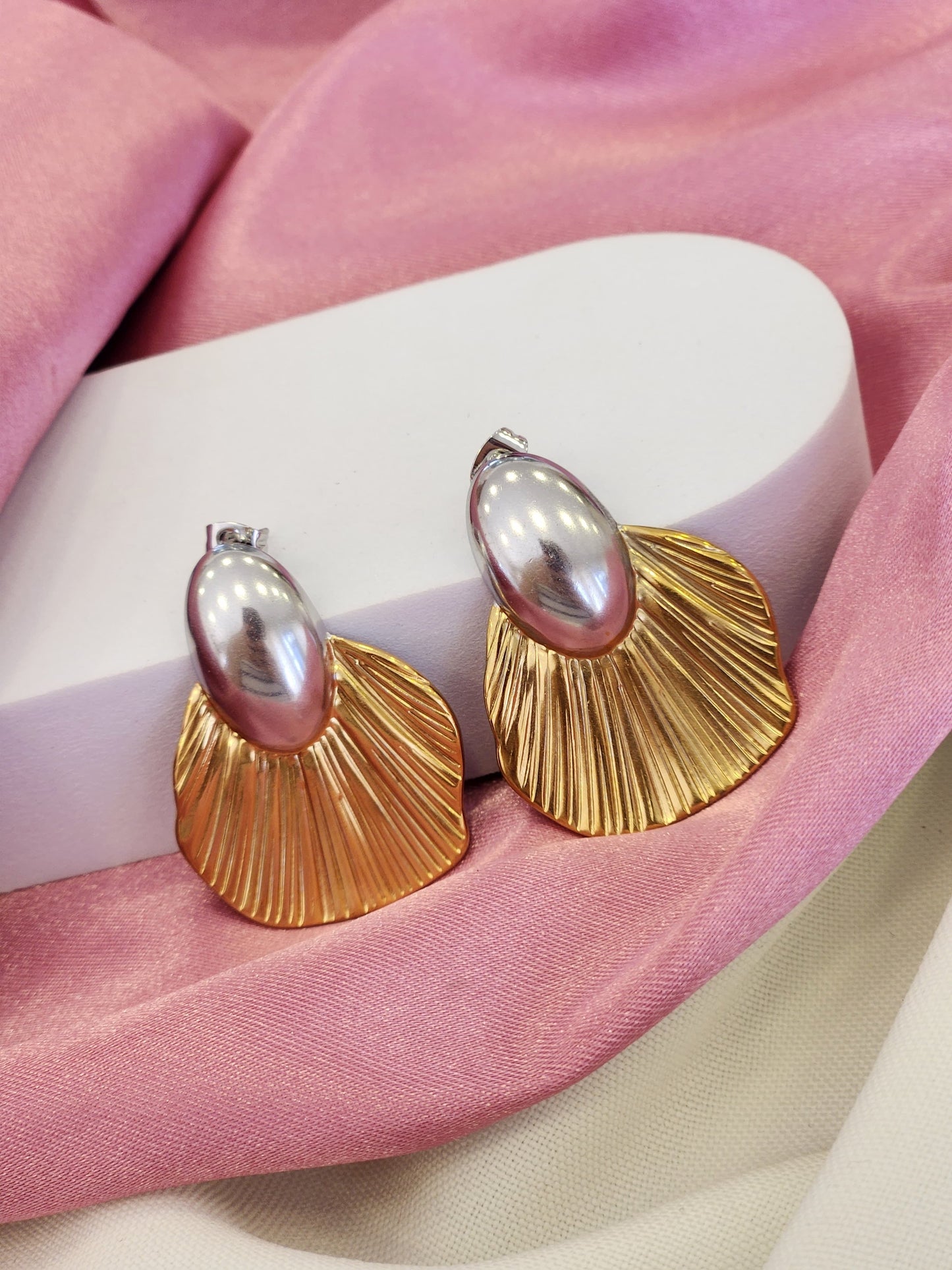 Aretes concha bicolor #F13 #K42