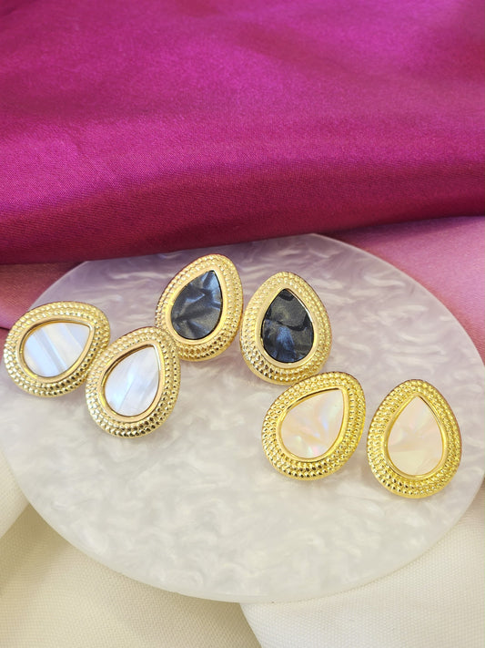 Aretes gota borde dorado