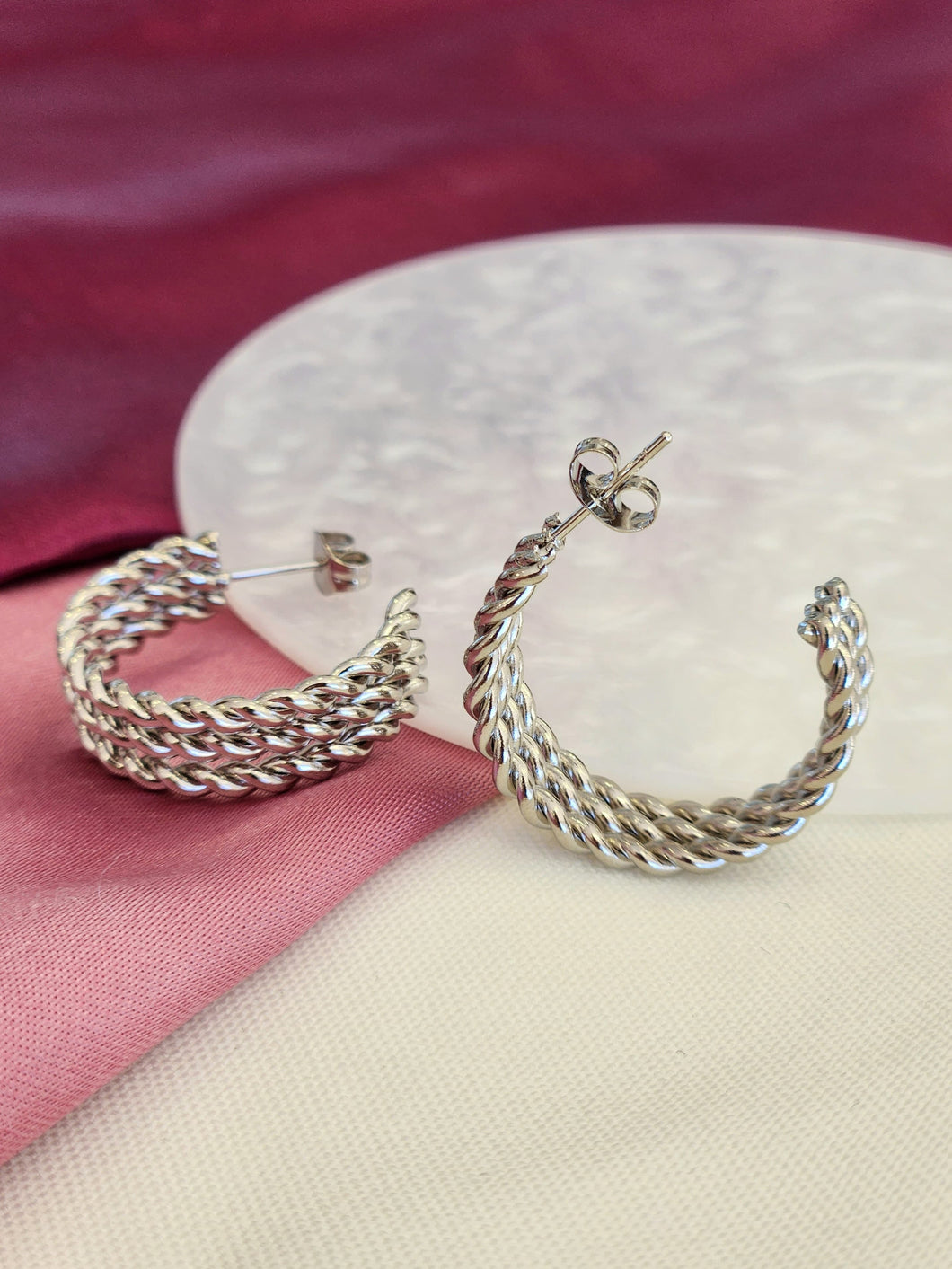 Aretes triple torsal plateado #F20