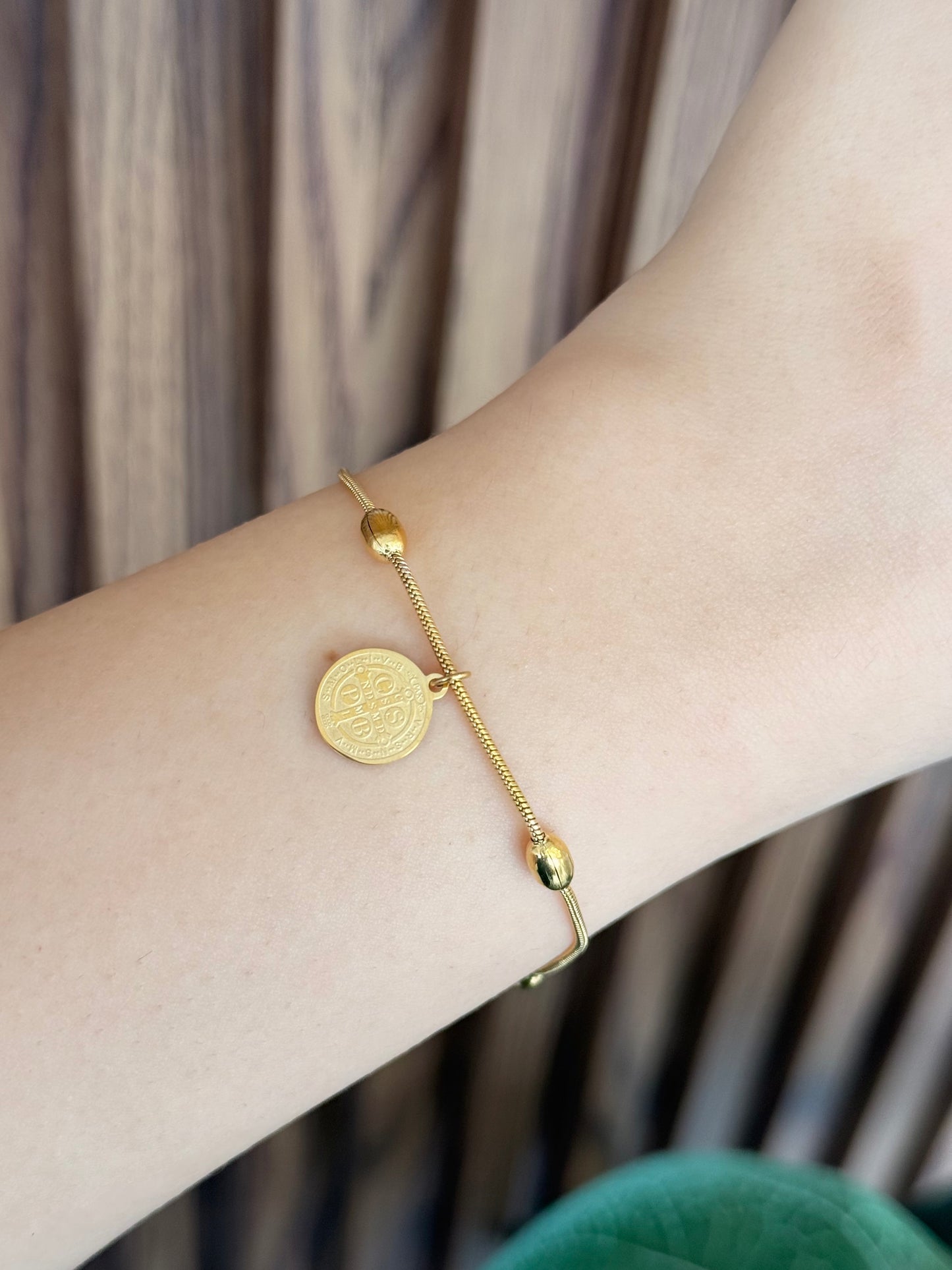 Pulsera bolitas San Benito