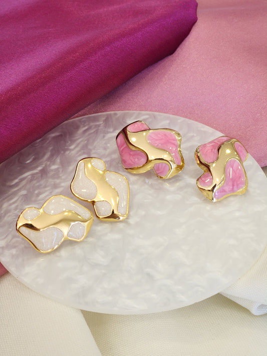 Aretes curvas irregulares blancas y doradas #K50 y #K54 #R28