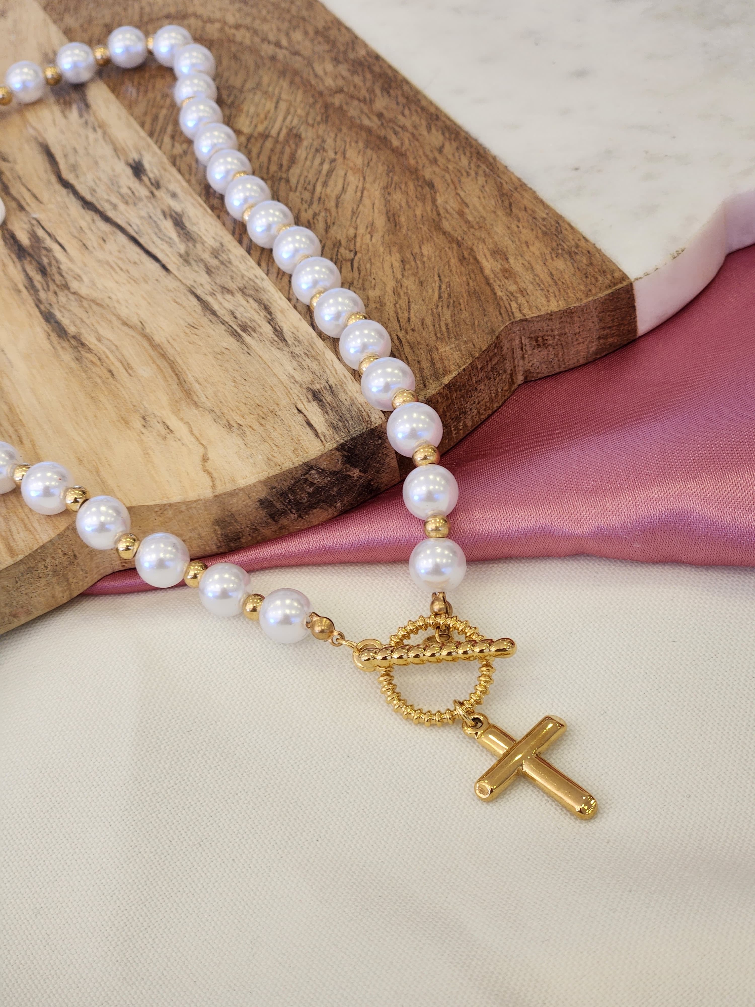 Collar perlas circulo palito cruz #J3