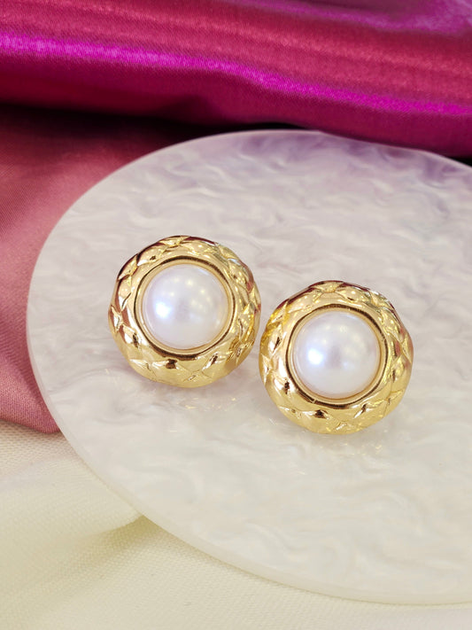 Aretes perla bordes circulo