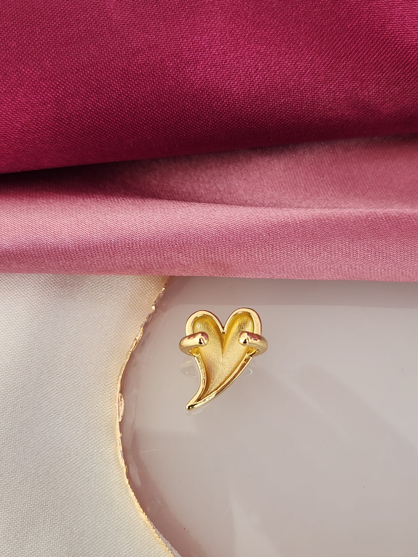 Earcuff corazon solido #9B