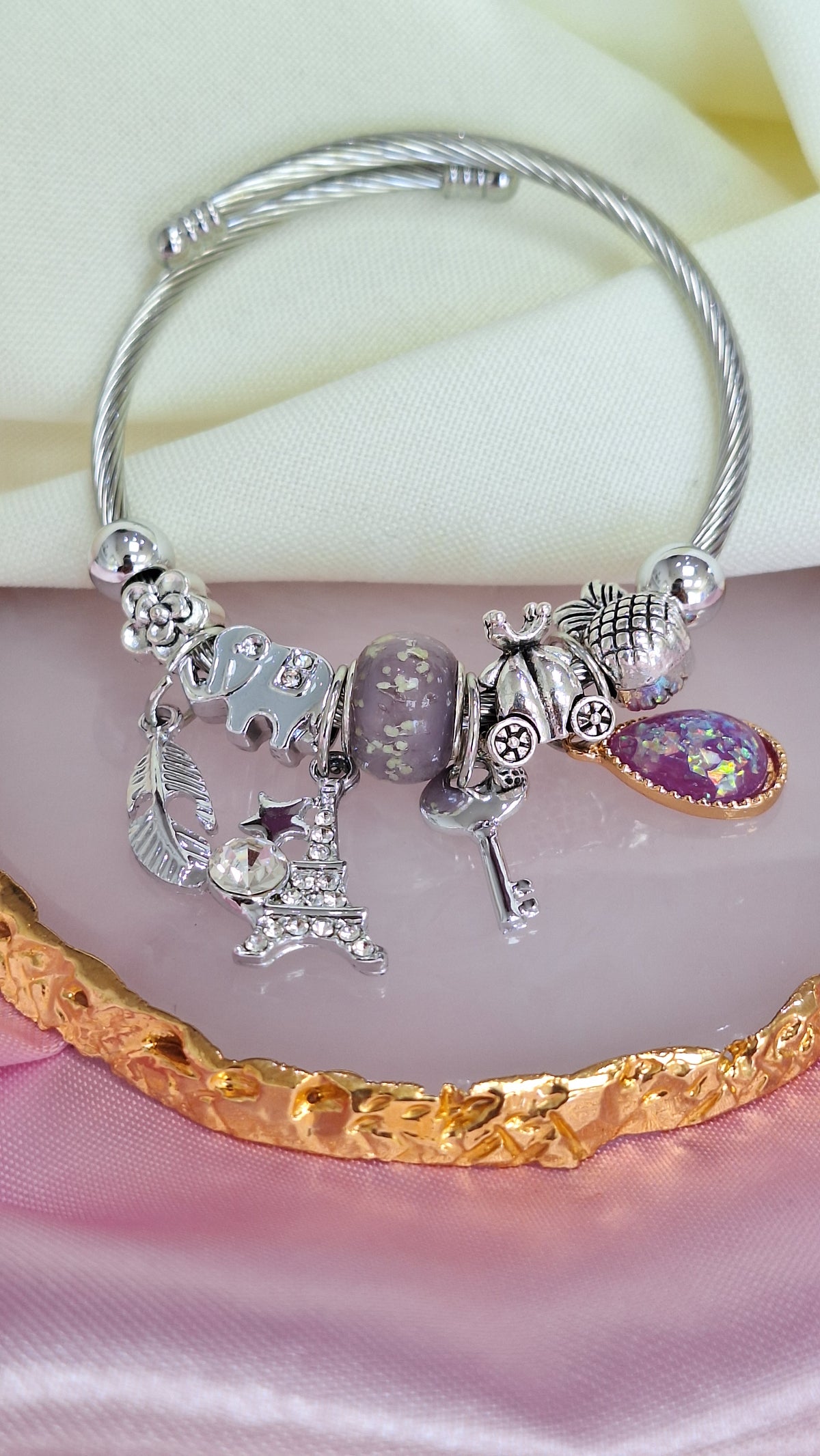 Pulsera tipo pandora con charms elefante hoja torre