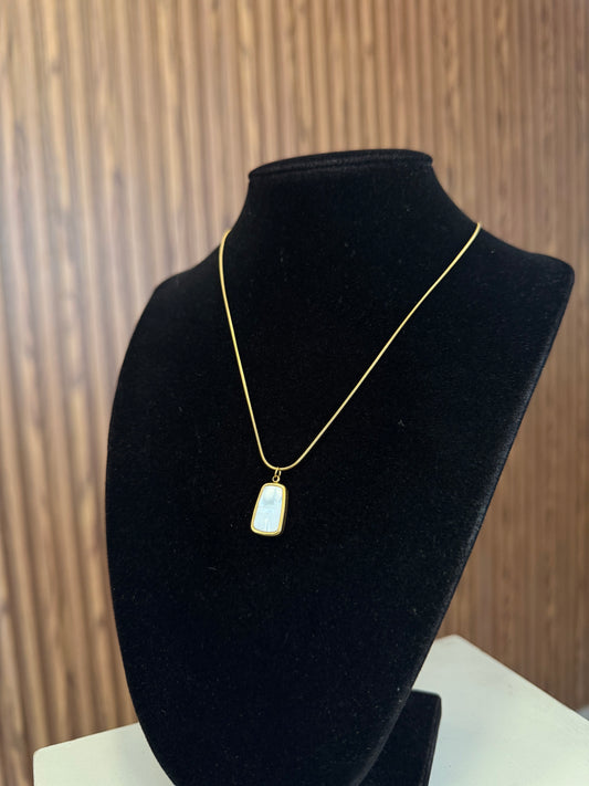 Collar rectangulo madre perla #K31