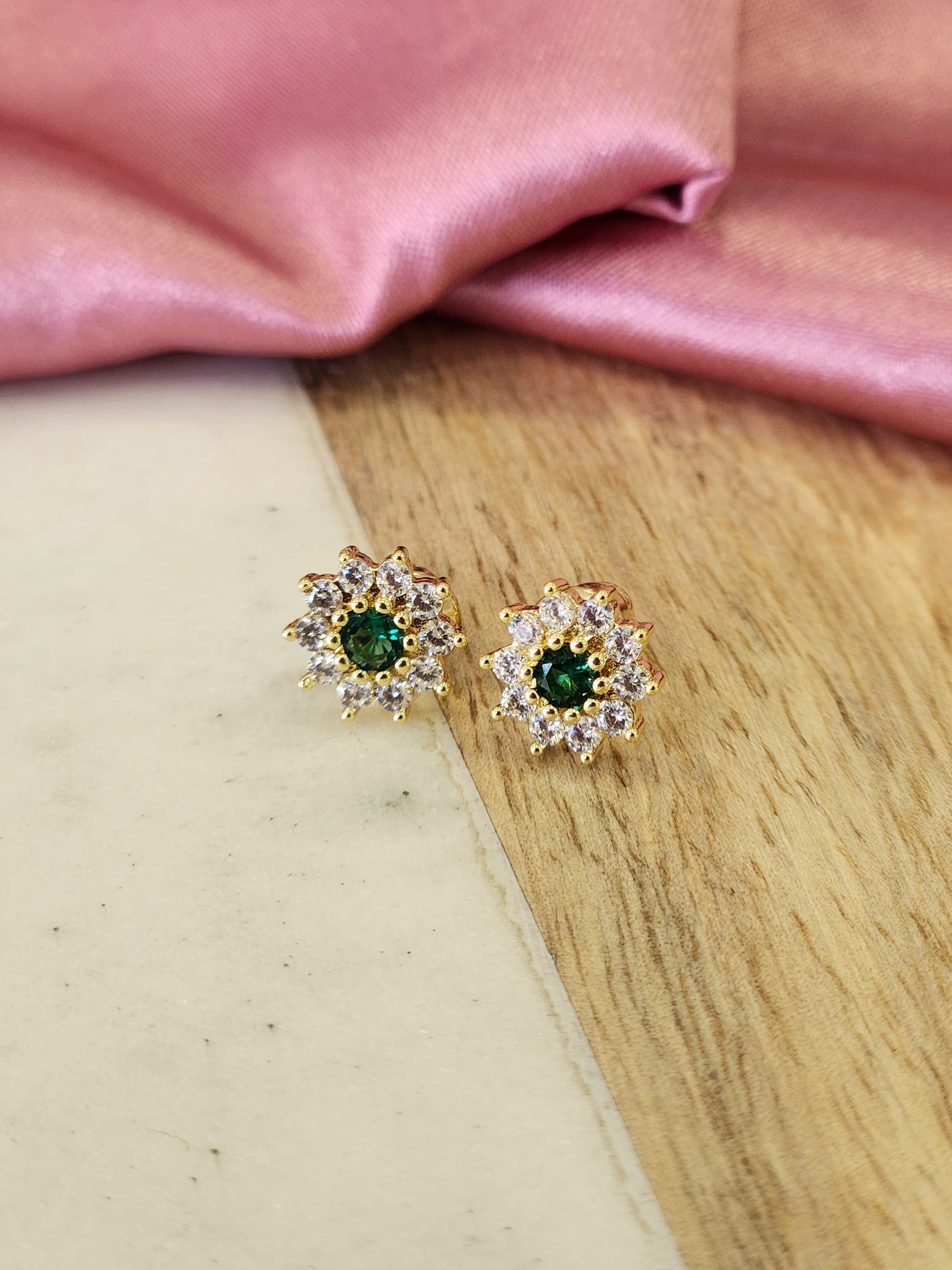 Aretes flor verde chica #K16.1