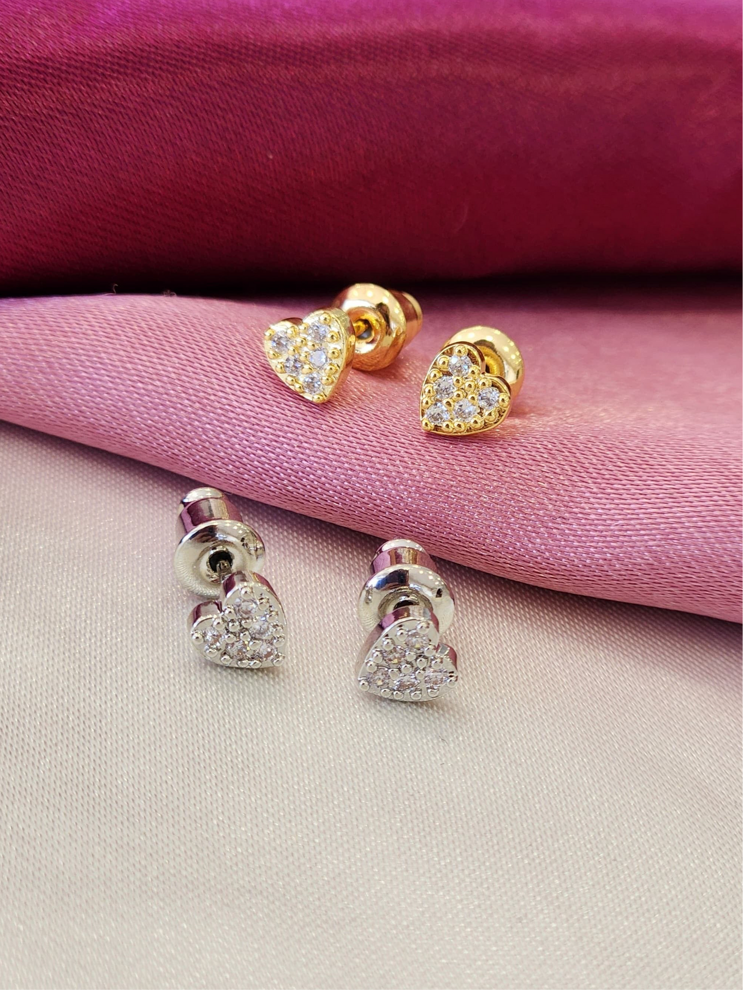 Aretes corazon chico broquel zirconia #A8