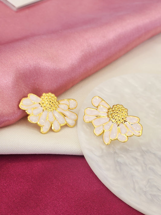 Aretes media flor puntos centro #K48