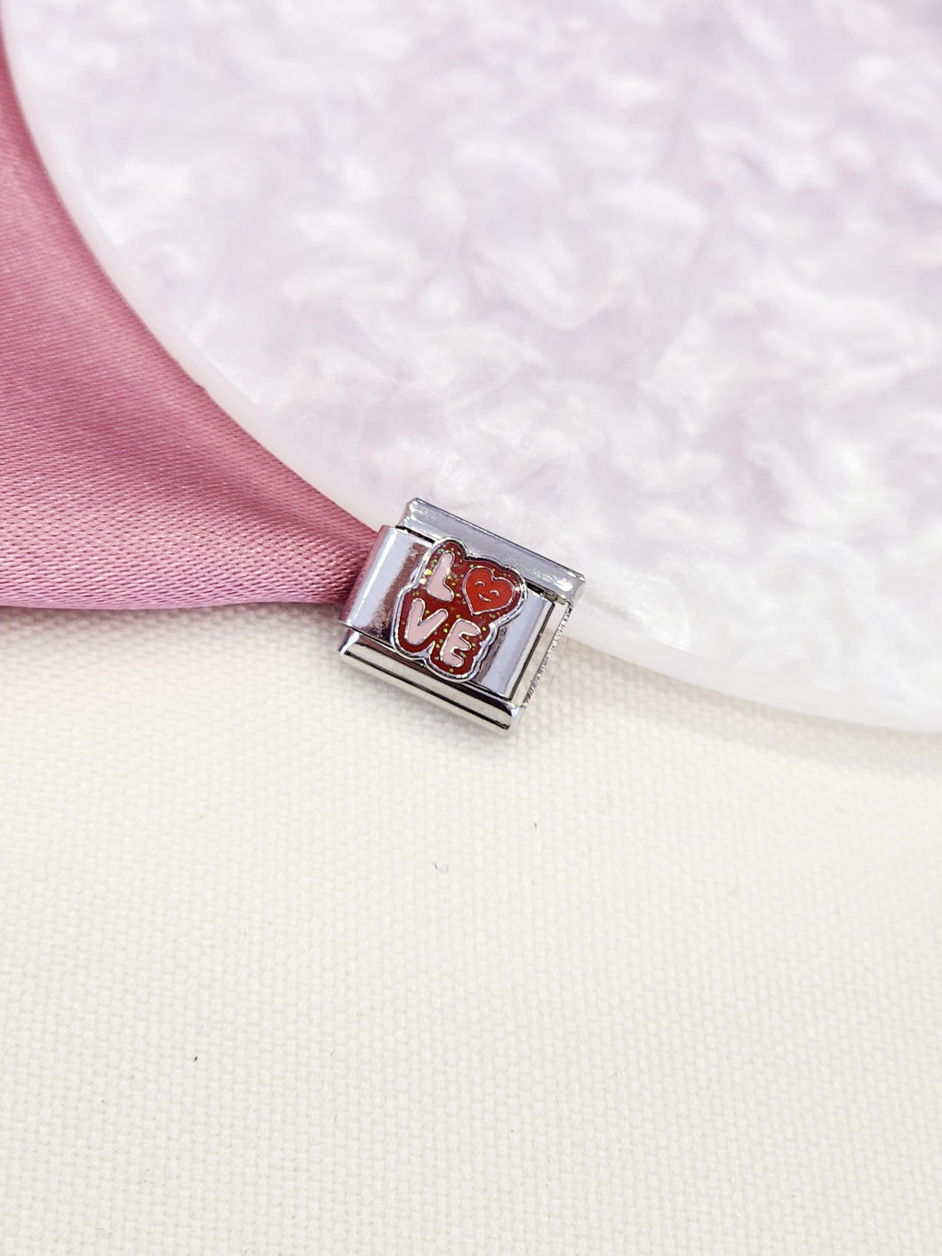 Charm letras love #12