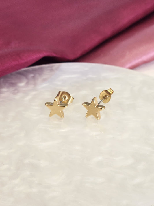 Aretes broquel estrella solida #G13