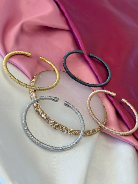 Pulsera alambre delgada #B4.2