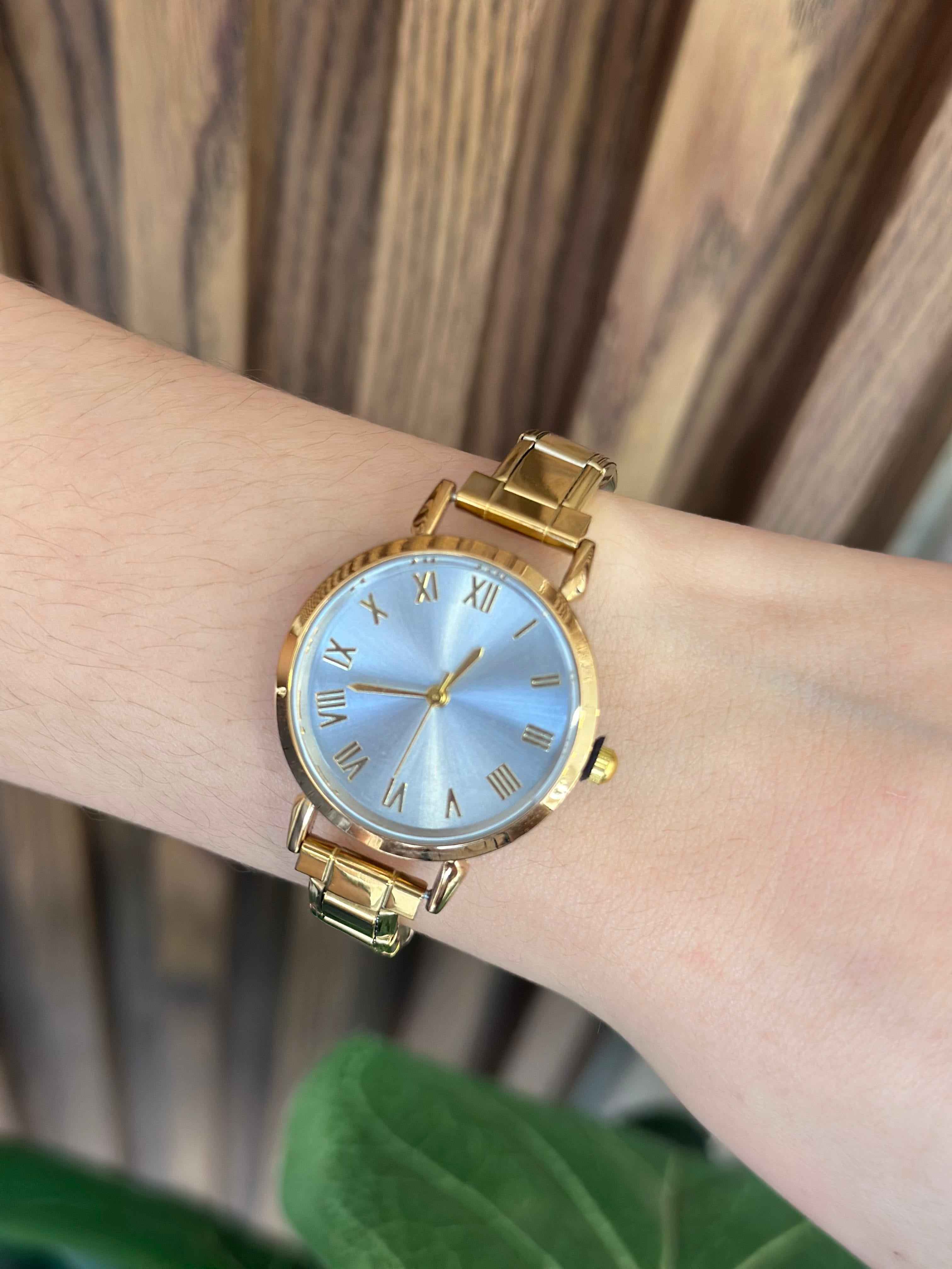 Reloj azul cielo numeros romanos #F25