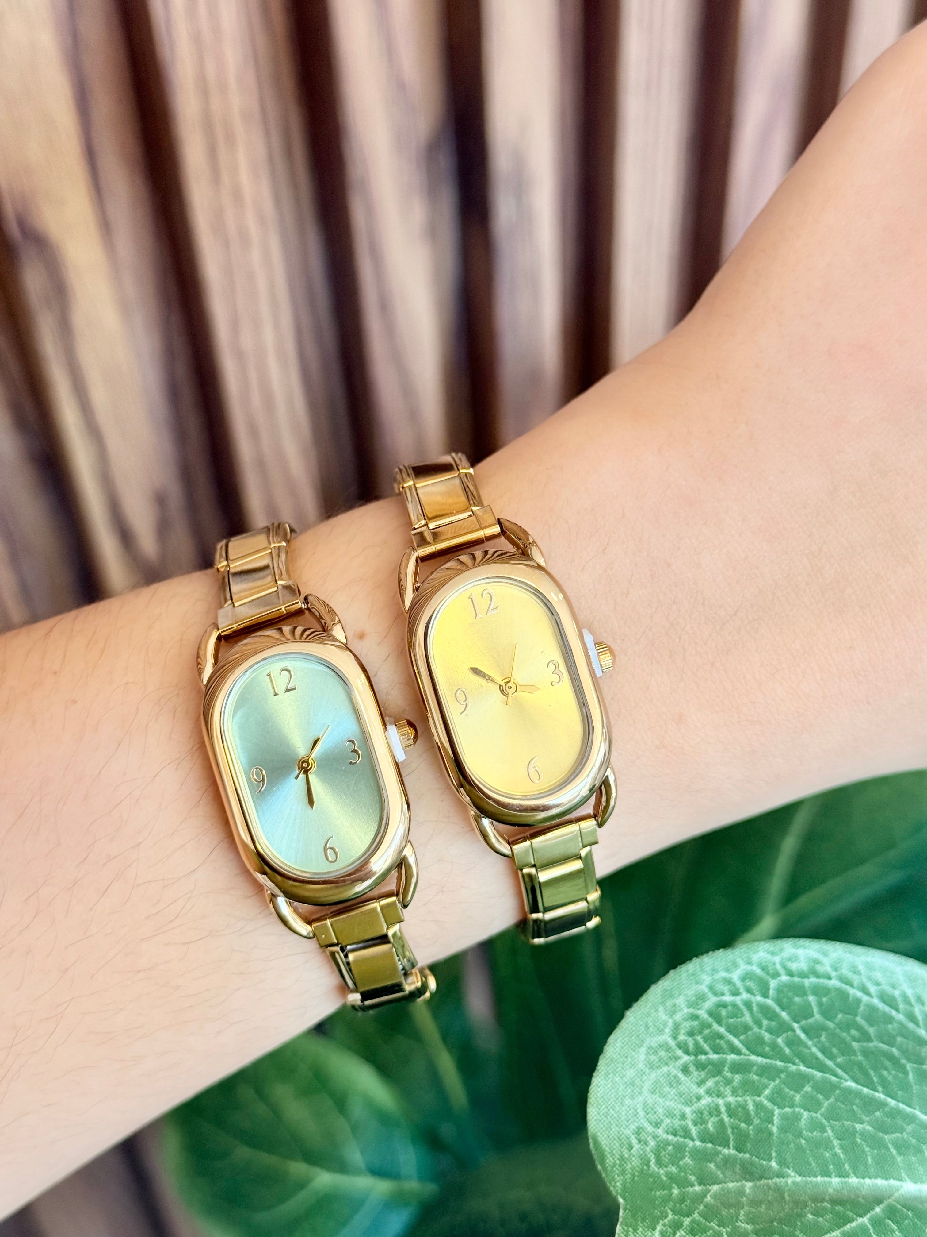 Reloj ovalado numeros #J4